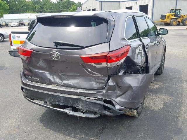 5TDKZRFH9HS515720 - 2017 TOYOTA HIGHLANDER CHARCOAL photo 4