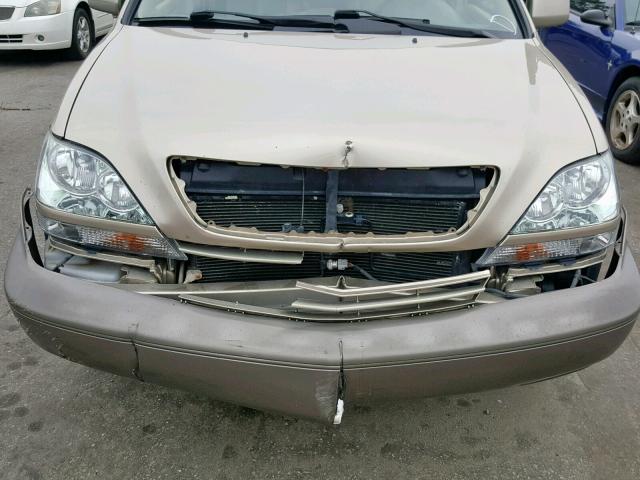 JTJGF10UX20138909 - 2002 LEXUS RX 300 GOLD photo 9