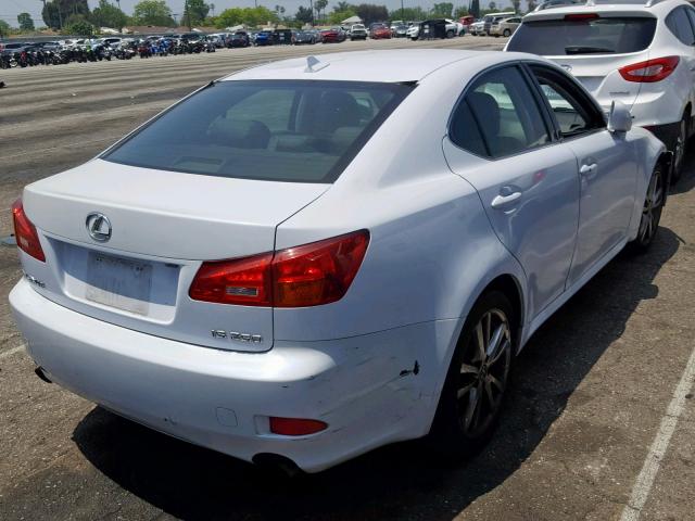 JTHBK262X82078405 - 2008 LEXUS IS 250 WHITE photo 4