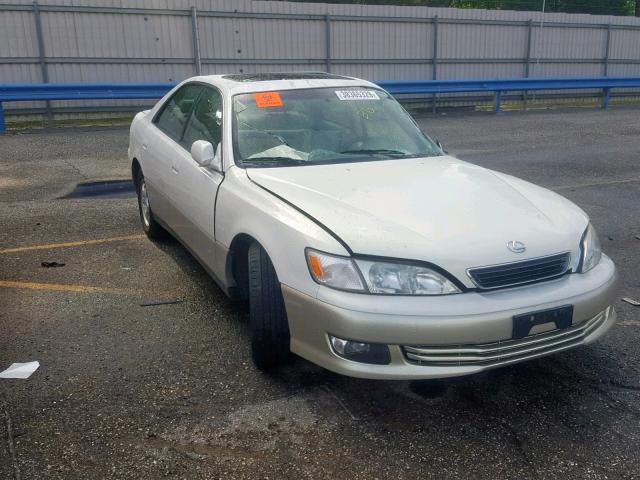 JT8BF28G7X5068831 - 1999 LEXUS ES 300 WHITE photo 1