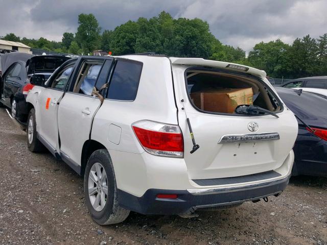 5TDZK3EH3DS114854 - 2013 TOYOTA HIGHLANDER WHITE photo 3