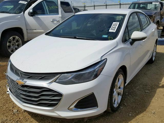 1G1BF5SM5K7100795 - 2019 CHEVROLET CRUZE PREM WHITE photo 2