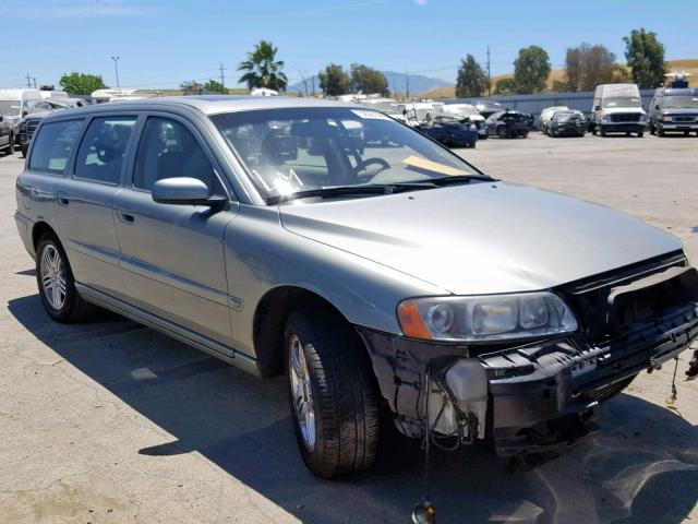 YV1SW592161538289 - 2006 VOLVO V70 2.5T GREEN photo 1