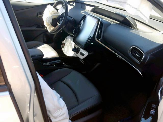 JTDKARFP1H3039284 - 2017 TOYOTA PRIUS PRIM 银色 照片 5