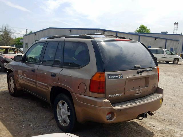 1GKDT13S932123918 - 2003 GMC ENVOY BROWN photo 3