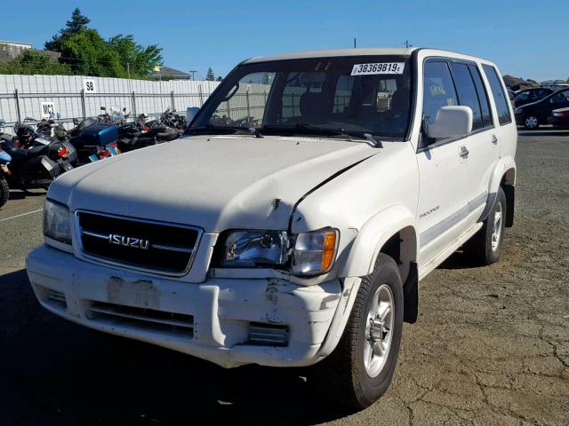 JACDJ58XXW7903798 - 1998 ISUZU TROOPER WHITE photo 2