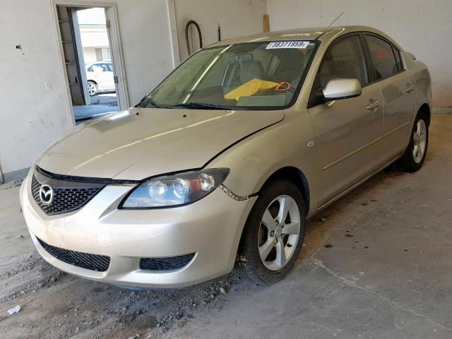 JM1BK12F861536451 - 2006 MAZDA 3 I BEIGE photo 2