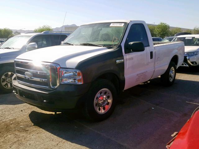 1FTNF20565EC99631 - 2005 FORD F250 SUPER WHITE photo 2