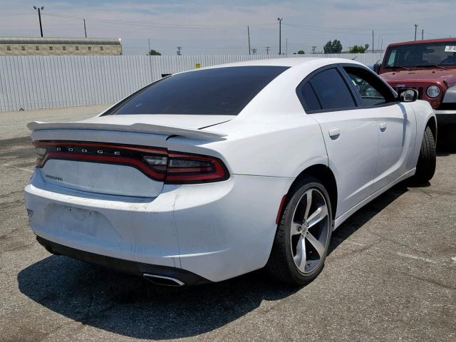 2C3CDXBG1HH626687 - 2017 DODGE CHARGER SE WHITE photo 4