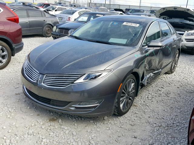 3LN6L2LU7GR633922 - 2016 LINCOLN MKZ HYBRID GRAY photo 2