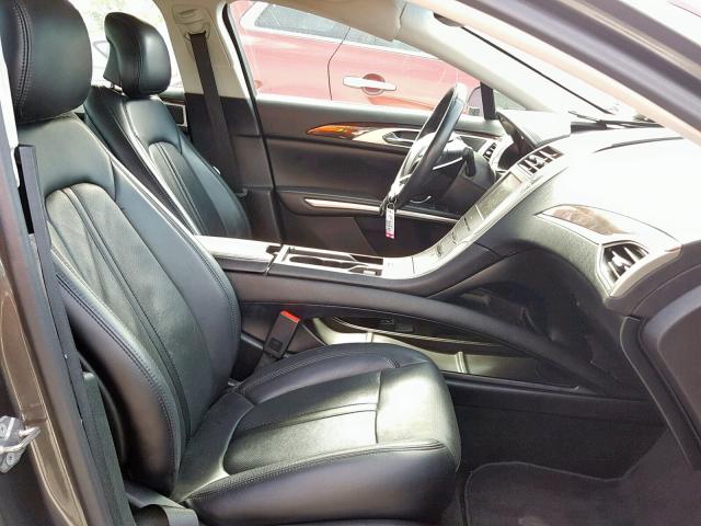 3LN6L2LU7GR633922 - 2016 LINCOLN MKZ HYBRID GRAY photo 5