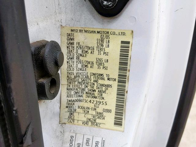 1N6AD06U75C423955 - 2005 NISSAN FRONTIER K WHITE photo 10