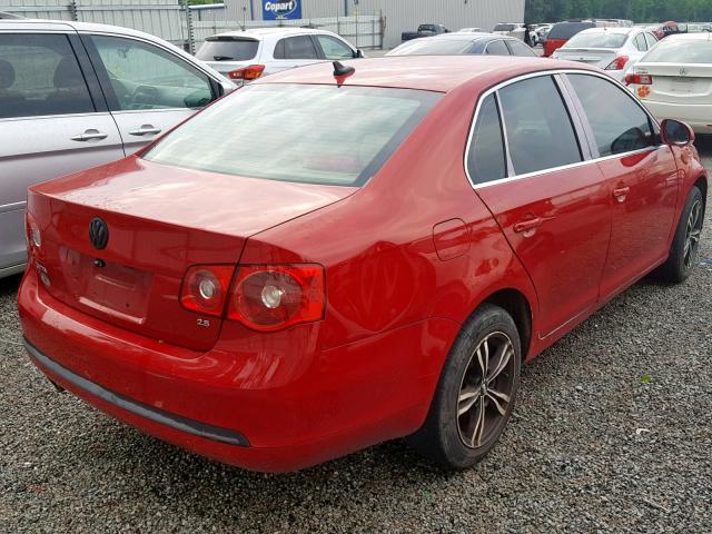 3VWSF71K37M038195 - 2007 VOLKSWAGEN JETTA 2.5 RED photo 4