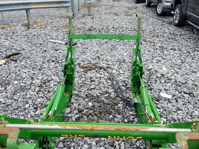 1P0H180XKFC003543 - 2015 JOHN DEERE LOAD FORKS GREEN photo 8