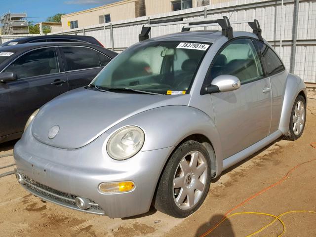 3VWDD21C63M435971 - 2003 VOLKSWAGEN NEW BEETLE Gümüş foto 2