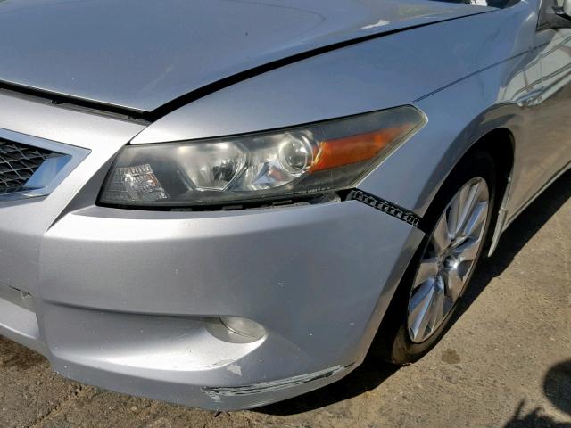 1HGCS22829A005733 - 2009 HONDA ACCORD EXL SILVER photo 9