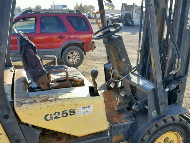 9902536 - 1999 DAEWOO FORKLIFT YELLOW photo 5