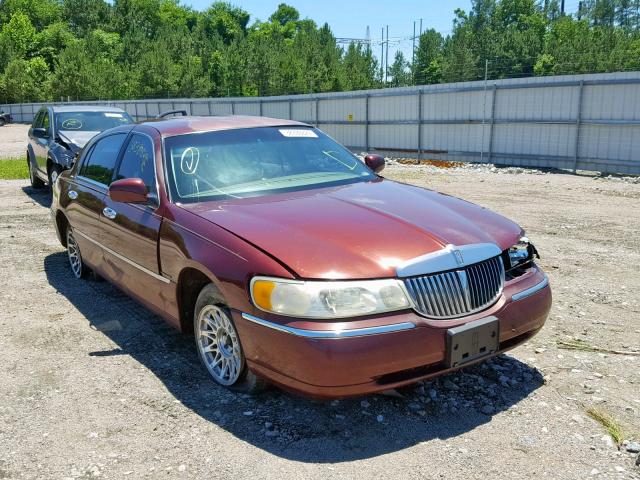 1LNHM81W41Y733711 - 2001 LINCOLN TOWN CAR E MAROON photo 1