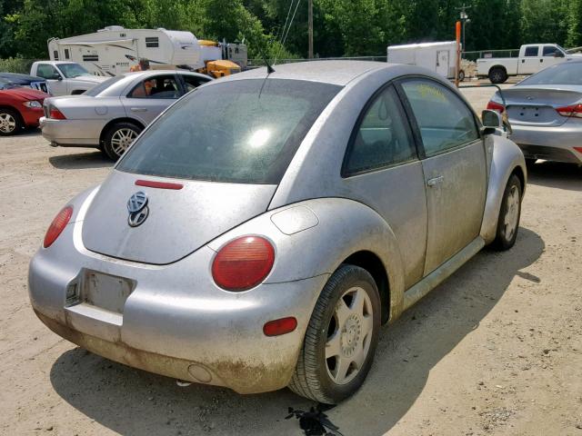 3VWCC21C9YM465942 - 2000 VOLKSWAGEN NEW BEETLE ვერცხლისფერი ფოტო 4