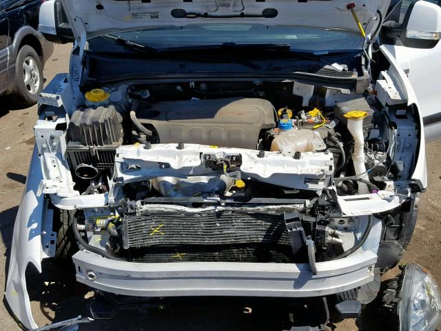 ZFBERFBT9F6953899 - 2015 RAM PROMASTER WHITE photo 7