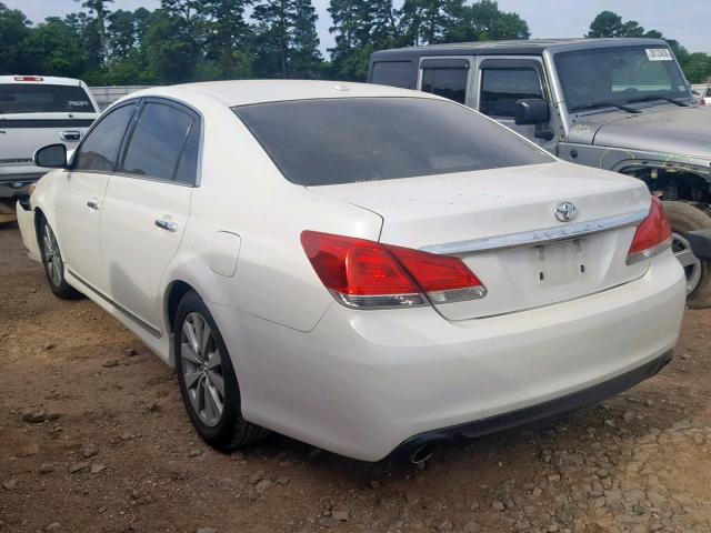 4T1BK3DB3BU380877 - 2011 TOYOTA AVALON BAS WHITE photo 3