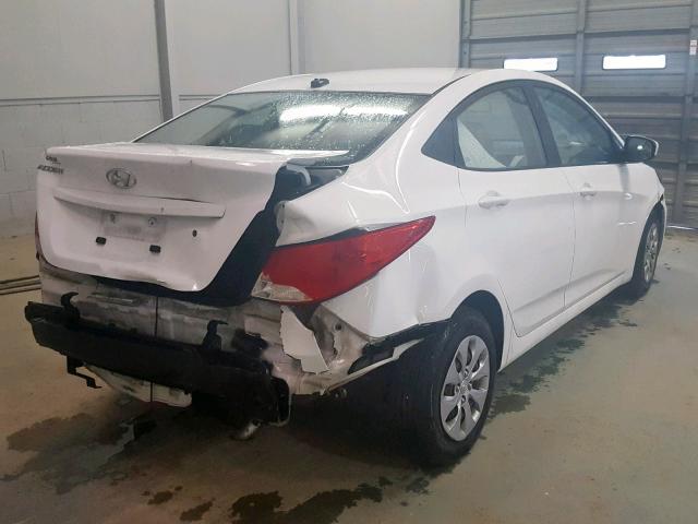 KMHCT4AE4GU979039 - 2016 HYUNDAI ACCENT SE WHITE photo 4