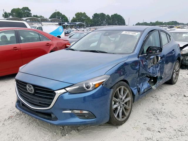 3MZBN1M32JM181974 - 2018 MAZDA 3 GRAND TO BLUE photo 2