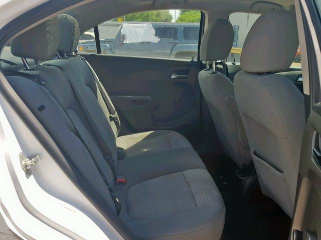 1G1JA5SH2D4250946 - 2013 CHEVROLET SONIC LS WHITE photo 6