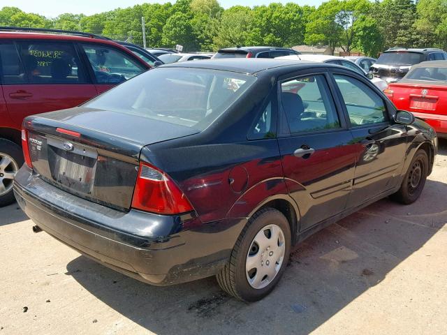 1FAFP34N67W185178 - 2007 FORD FOCUS ZX4 BLACK photo 4