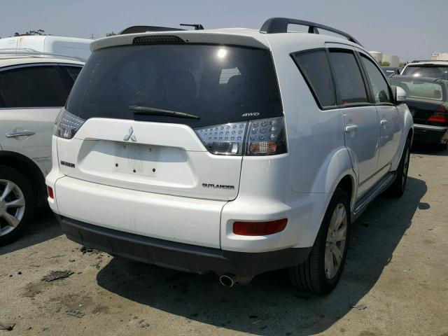 JA4JT3AWXDU020362 - 2013 MITSUBISHI OUTLANDER WHITE photo 4