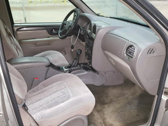 1GKDT13S442385203 - 2004 GMC ENVOY SILVER photo 5