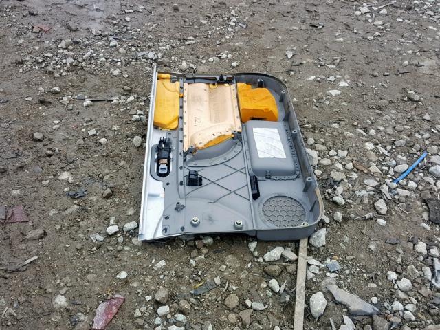 3VWCP21C11M469297 - 2001 VOLKSWAGEN NEW BEETLE თეთრი ფოტო 9