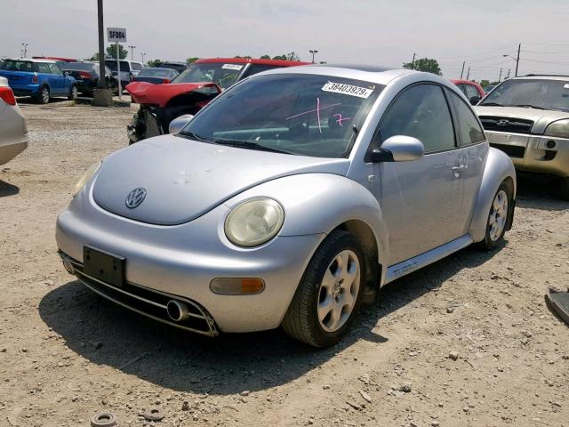 3VWCP21C32M408888 - 2002 VOLKSWAGEN NEW BEETLE ვერცხლისფერი ფოტო 2