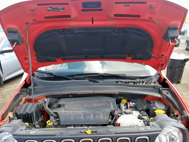 ZACCJAAT2GPD68676 - 2016 JEEP RENEGADE S Narıncı foto 7