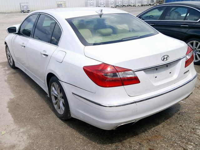 KMHGC4DD0DU219612 - 2013 HYUNDAI GENESIS 3. WHITE photo 3