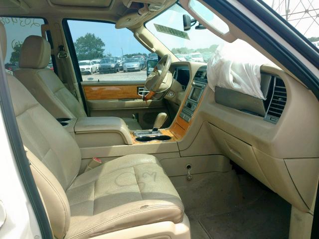 5LMFU27557LJ02892 - 2007 LINCOLN NAVIGATOR 白色 照片 5