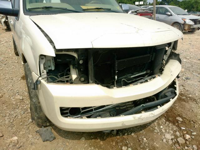 5LMFU27557LJ02892 - 2007 LINCOLN NAVIGATOR 白色 照片 9