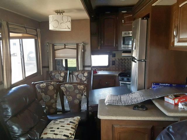 4X4FWBL22GU011290 - 2016 HERI 5TH WHEEL TAN photo 6