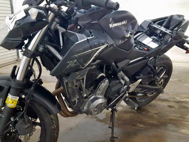 JKAEREH11HDA01214 - 2017 KAWASAKI ER650 H BLACK photo 9