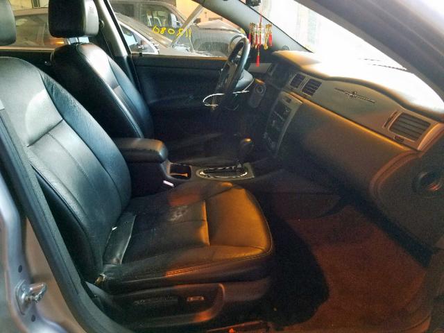 2G1WD58C569283111 - 2006 CHEVROLET IMPALA SUP Күміс фото 5