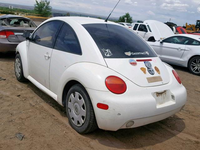 3VWCC21C6YM474789 - 2000 VOLKSWAGEN NEW BEETLE თეთრი ფოტო 3