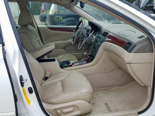 JTHBF30G925031094 - 2002 LEXUS ES 300 WHITE photo 5