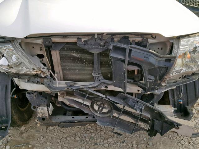 5TETU62N47Z411585 - 2007 TOYOTA TACOMA PRE WHITE photo 10