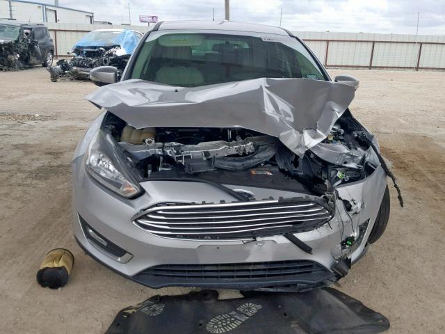 1FADP3N27GL286016 - 2016 FORD FOCUS TITA SILVER photo 9