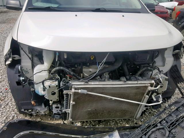 2FMDK3GC9DBB28511 - 2013 FORD EDGE SE WHITE photo 9