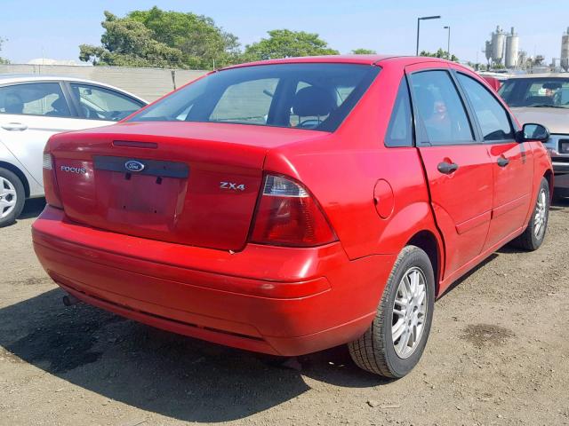 1FAFP34N56W101544 - 2006 FORD FOCUS ZX4 RED photo 4