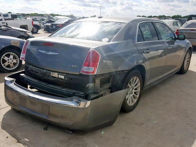 2C3CCAAGXCH273487 - 2012 CHRYSLER 300 GRAY photo 4