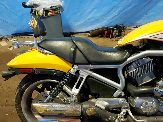 1HD1HCZ446K802454 - 2006 HARLEY-DAVIDSON VRSCR YELLOW photo 6