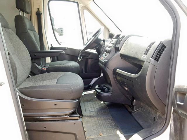 3C6TRVNG9FE515186 - 2015 RAM PROMASTER WHITE photo 5