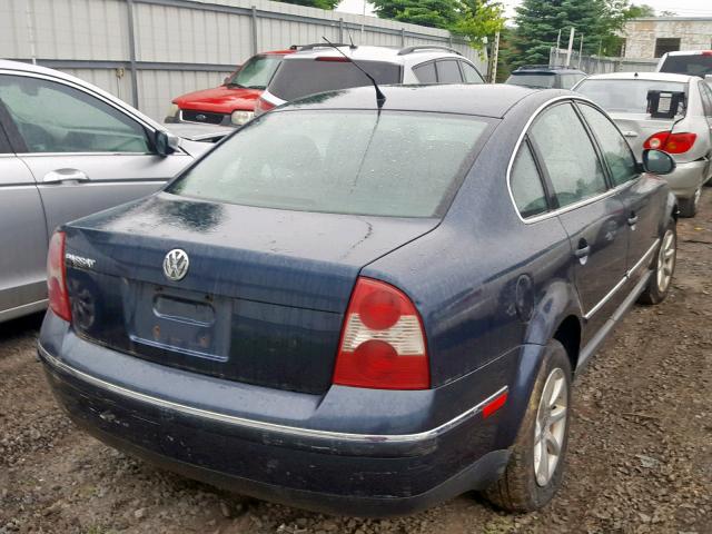 WVWPD63B64E182430 - 2004 VOLKSWAGEN PASSAT GLS BLUE photo 4